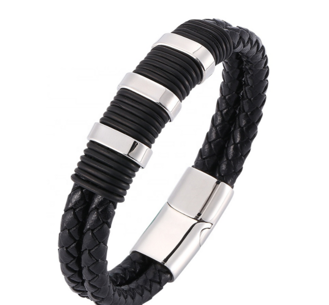 BLACK LEATHER BUCKLE BRACELET